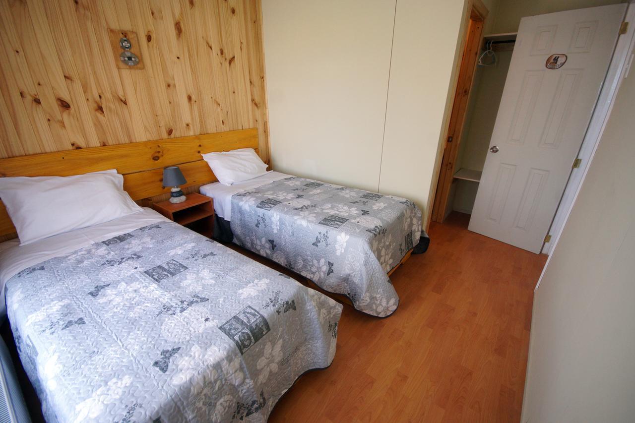 Hostal Los Pioneros Πουέρτο Νατάλες Εξωτερικό φωτογραφία